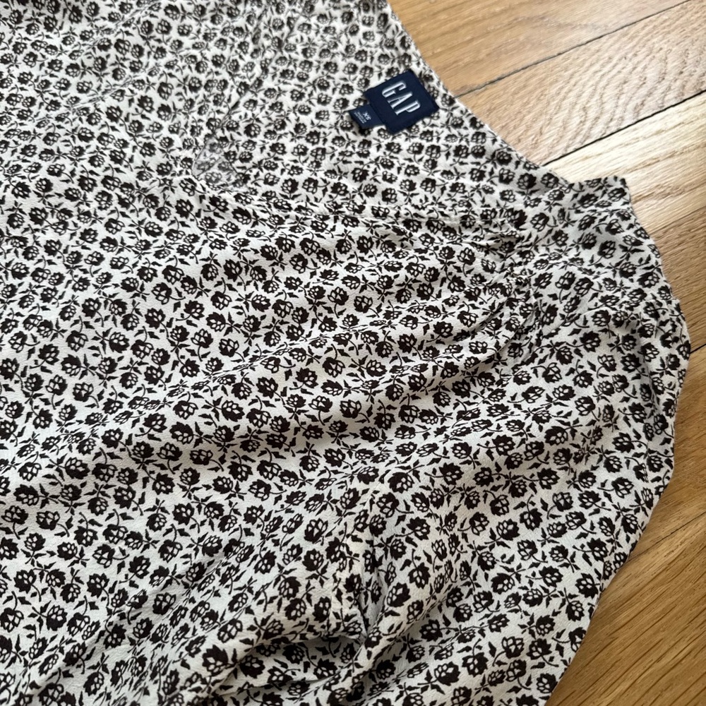 GAP Cream and Brown Floral Top